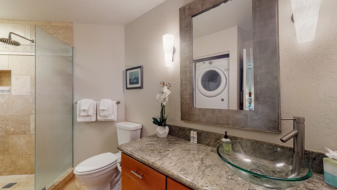 Photo of Bathroom in Princeville