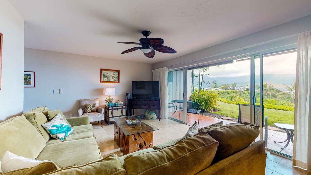 Photo of Livingroom in Princeville