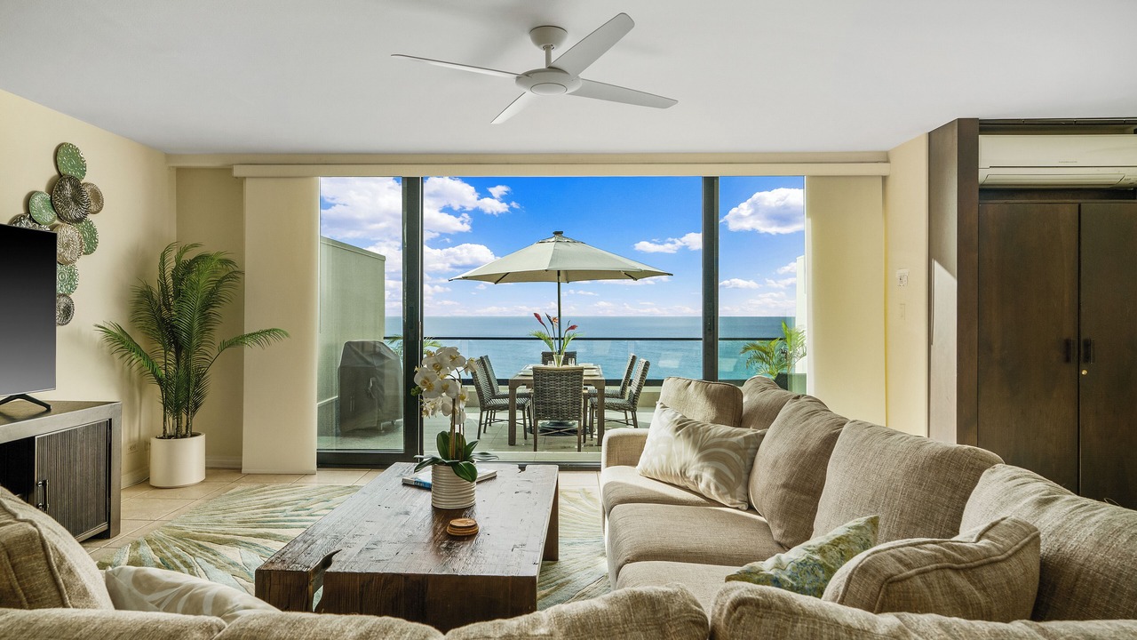 Photo of Livingroom in Princeville