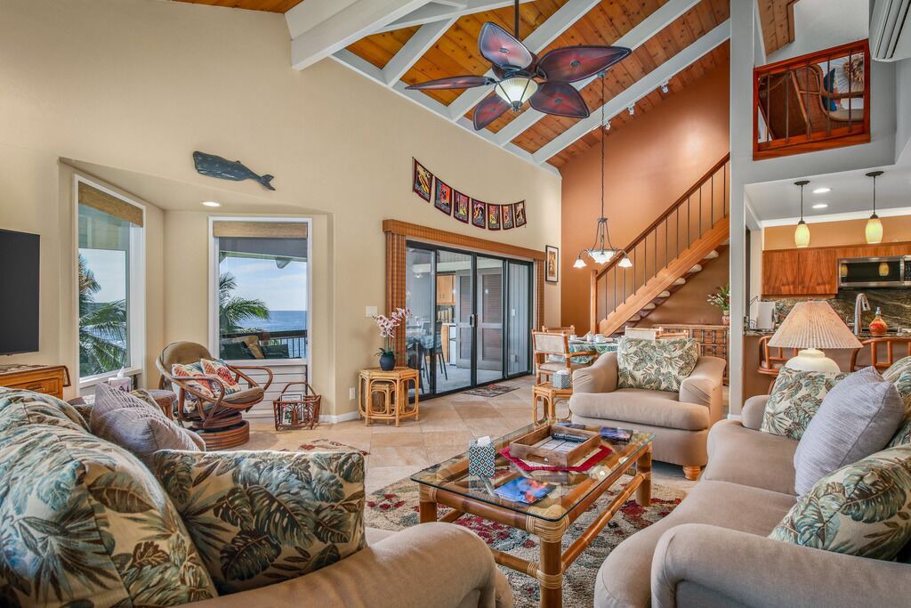 Photo of Livingroom in Keauhou