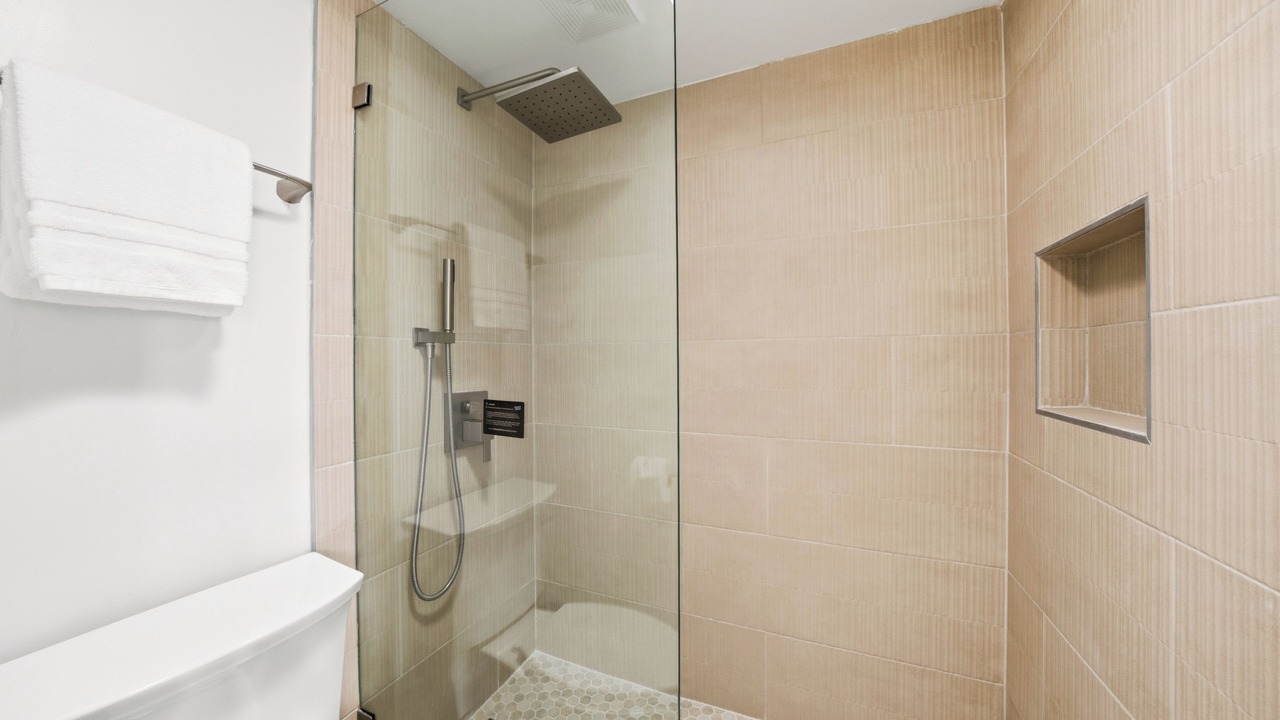 Photo of Bathroom in Waikiki