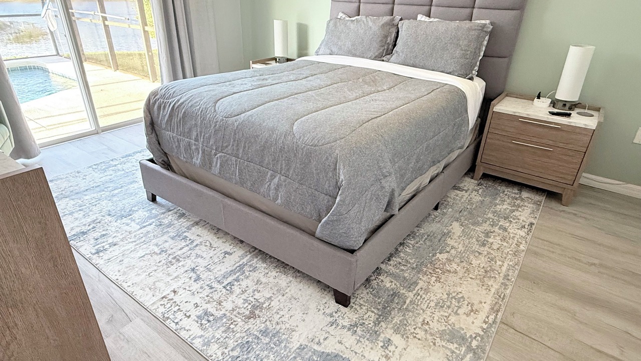Photo of Bedroom in Sunset Lakes