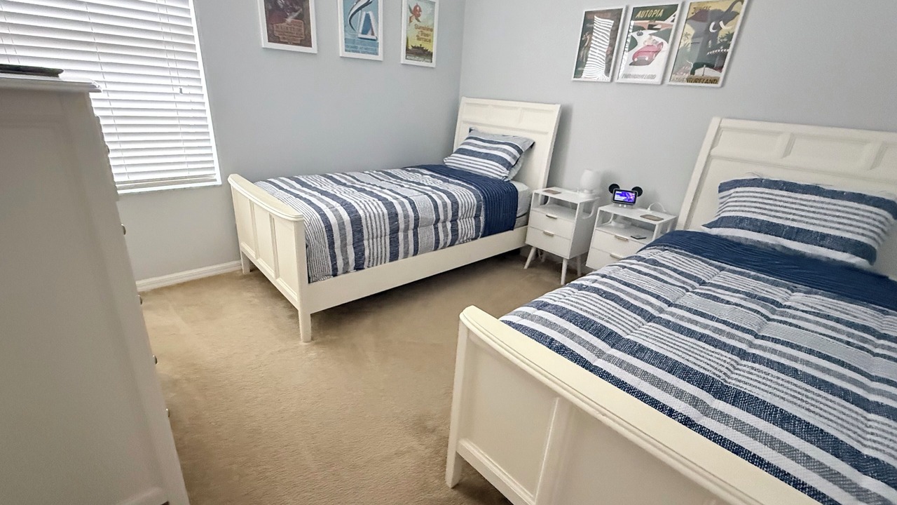 Photo of Bedroom in Sunset Lakes