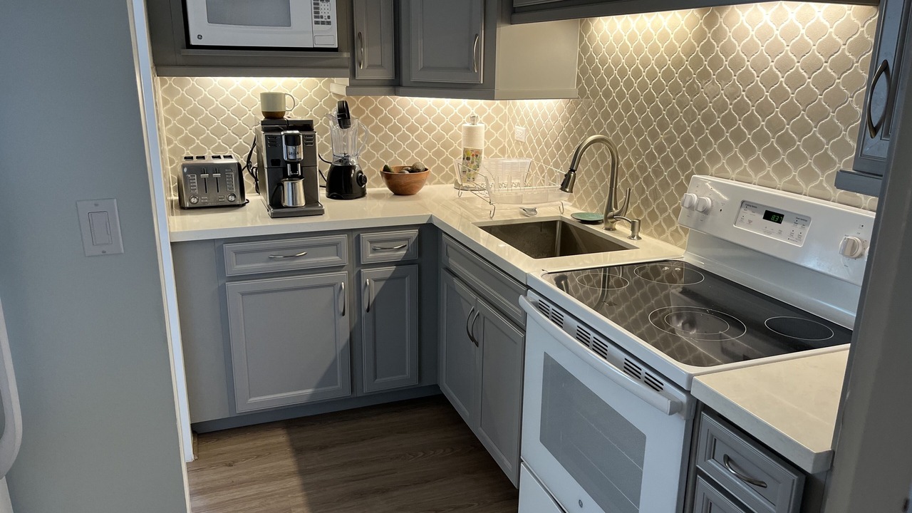 Photo of Kitchen in Diamond Head - Kapahulu - St. Louis