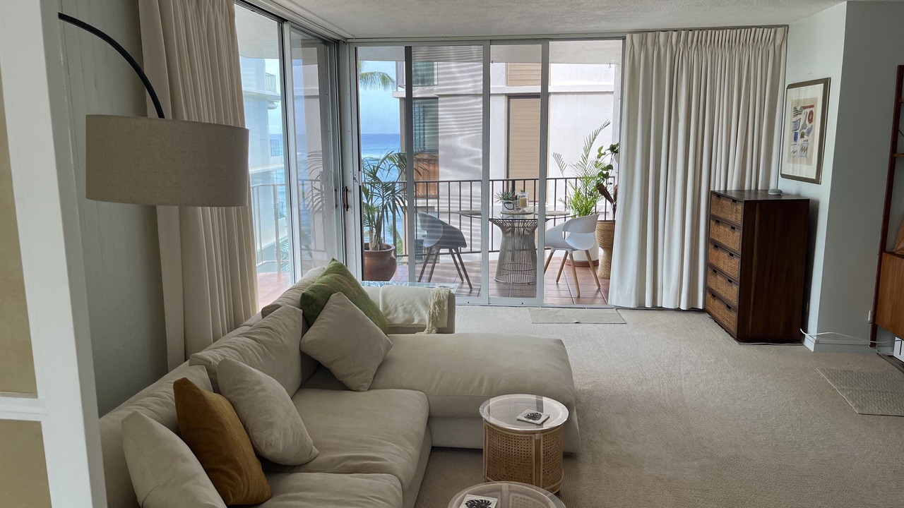 Photo of Livingroom in Diamond Head - Kapahulu - St. Louis