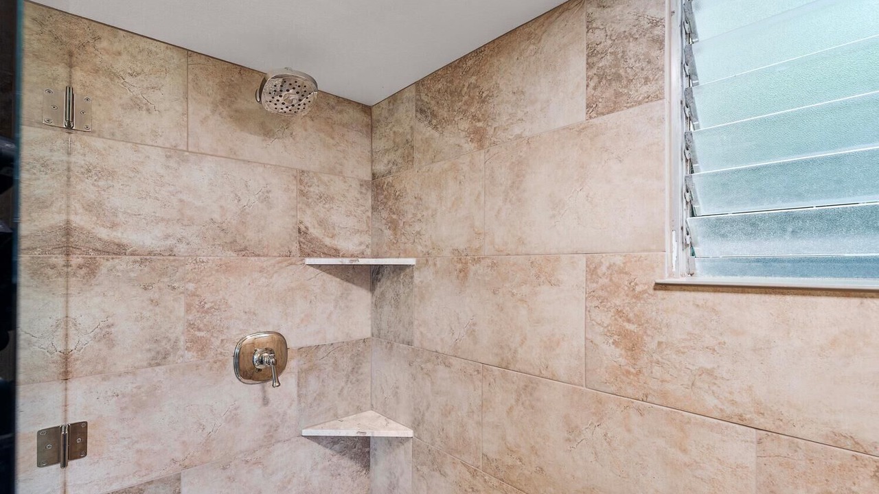 Photo of Bathroom in Keauhou