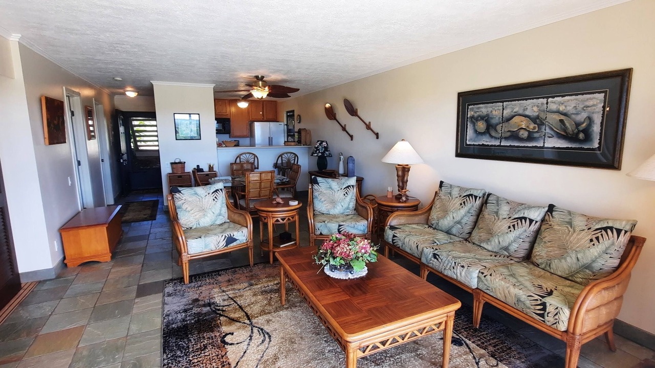 Photo of Livingroom in Maunaloa