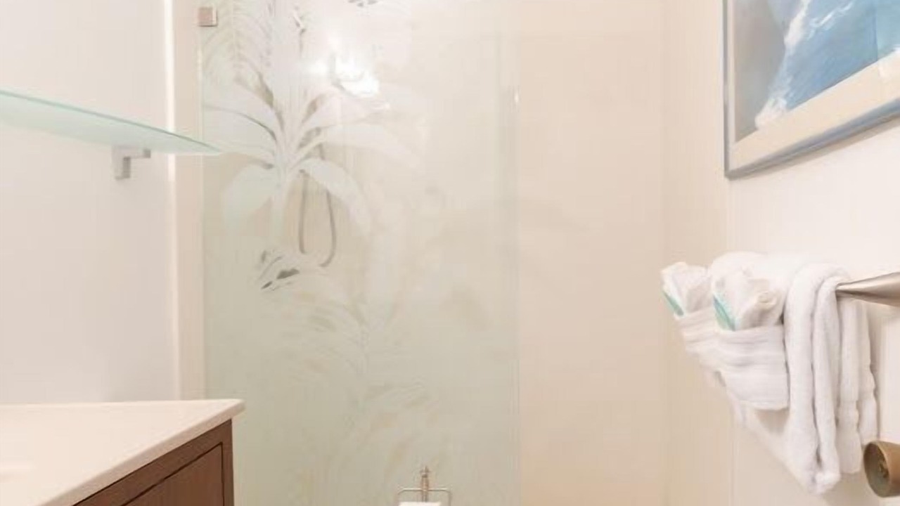 Photo of Bathroom in Kahuku
