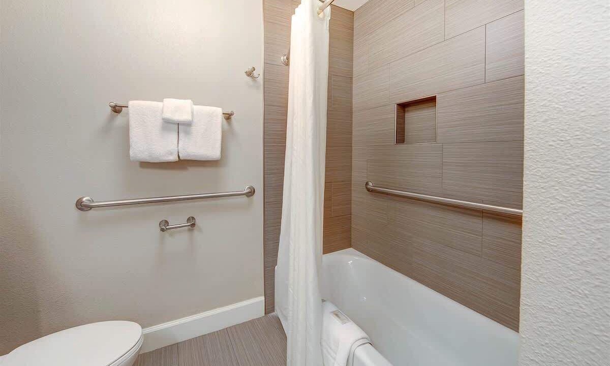 Photo of Bathroom in Kapaa