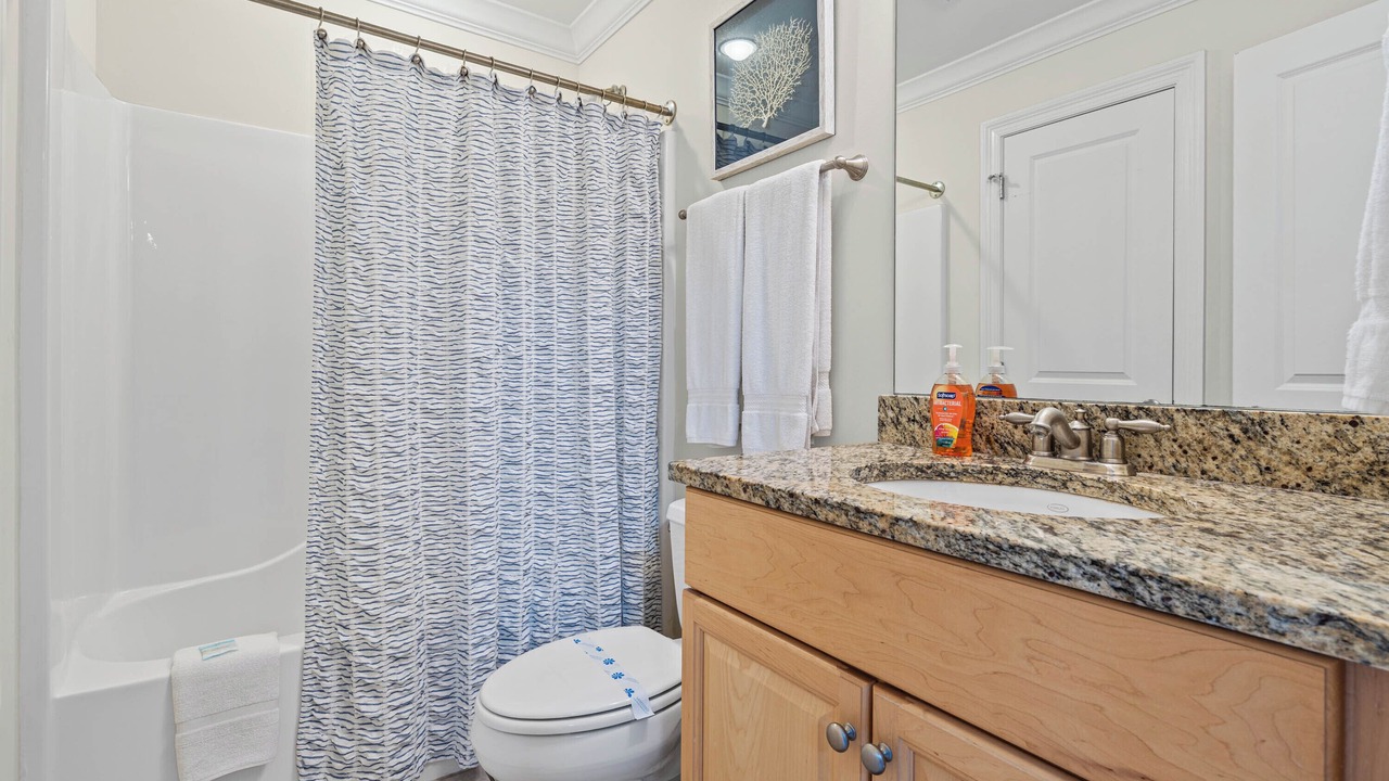 Photo of Bathroom in Dauphin Island