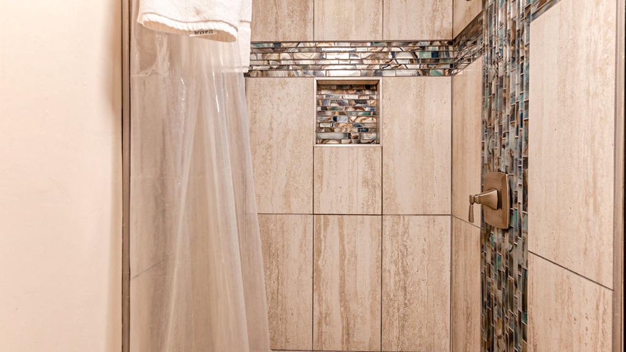 Photo of Bathroom in Historic Kailua Village