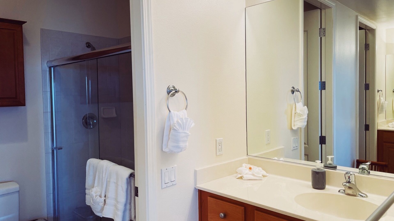 Photo of Bathroom in Historic Kailua Village