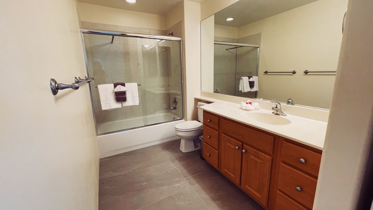 Photo of Bathroom in Historic Kailua Village