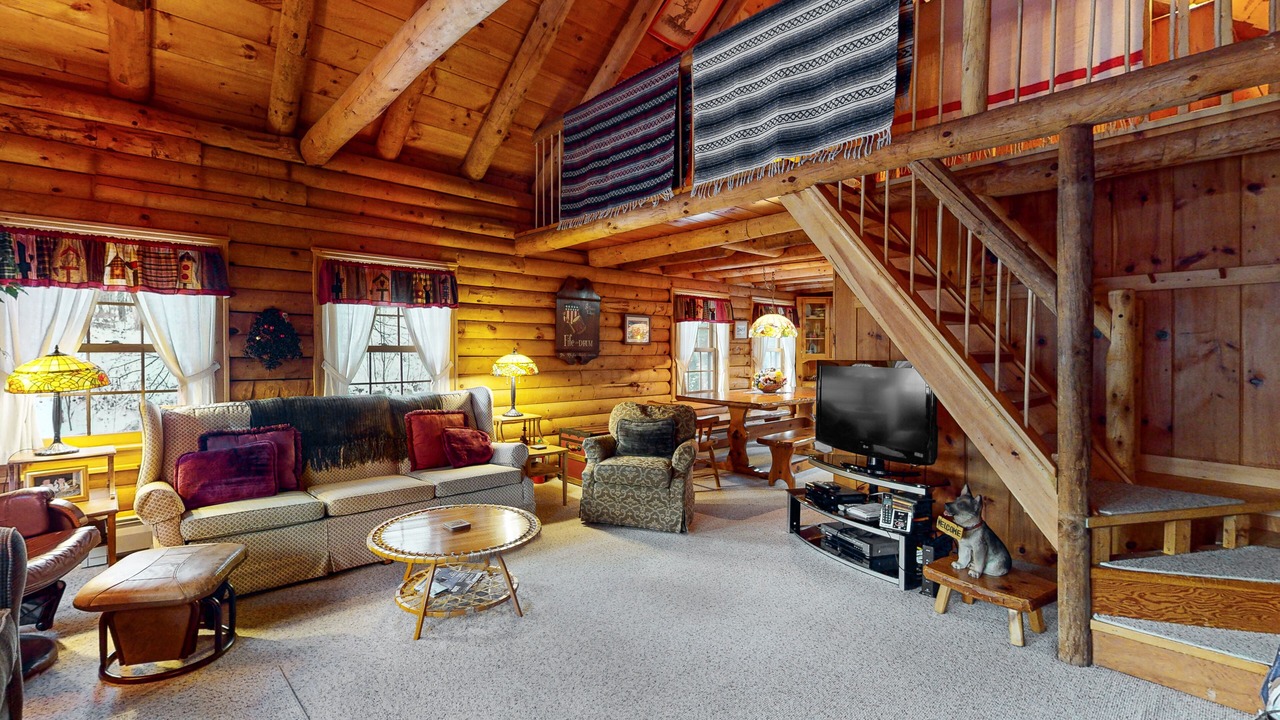 Photo of Livingroom in Ludlow