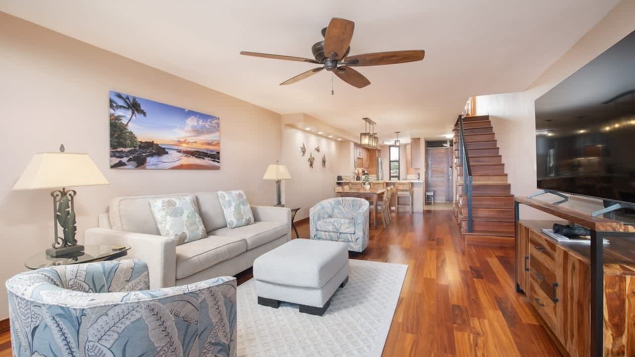Photo of Livingroom in Kahana