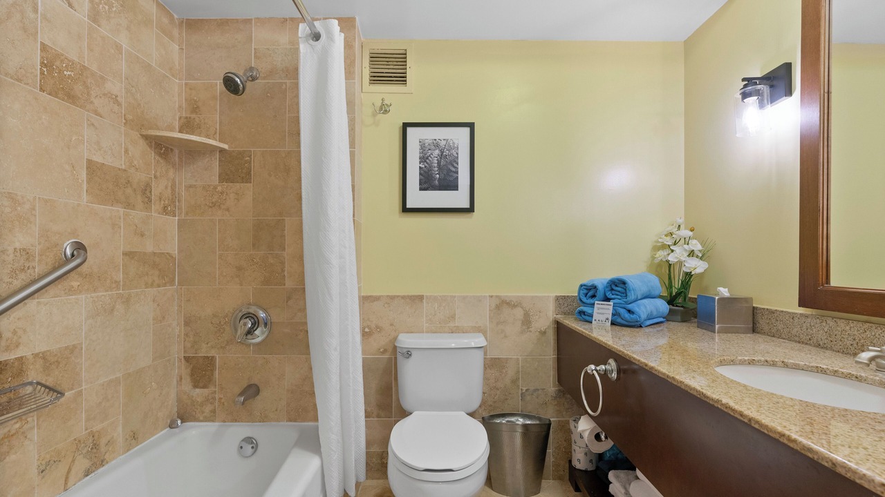 Photo of Bathroom in Hanamaulu