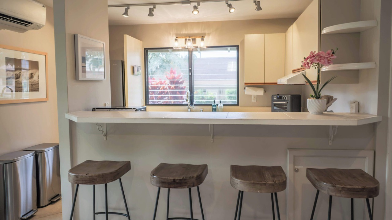 Photo of Kitchen in Historic Lahaina Front Street