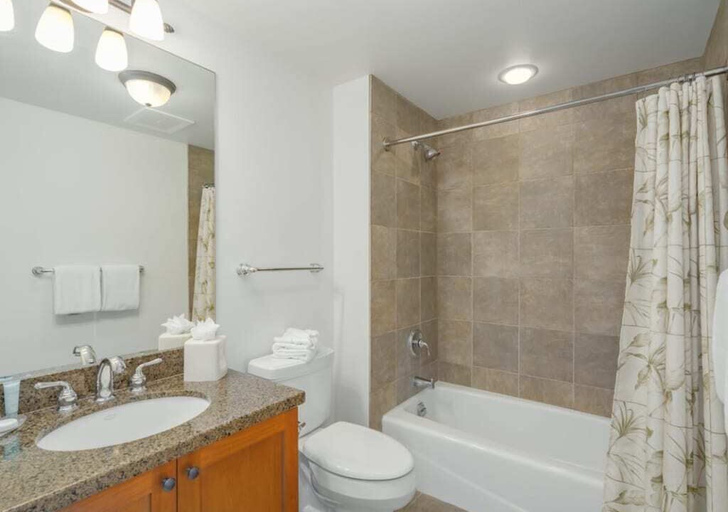 Photo of Bathroom in Waikoloa