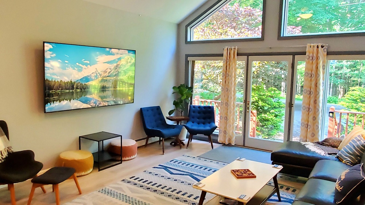 Photo of Livingroom in Jim Thorpe