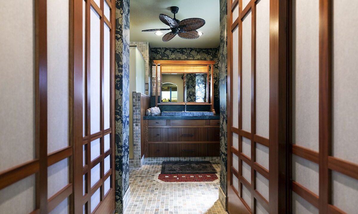 Photo of Bathroom in Waikoloa