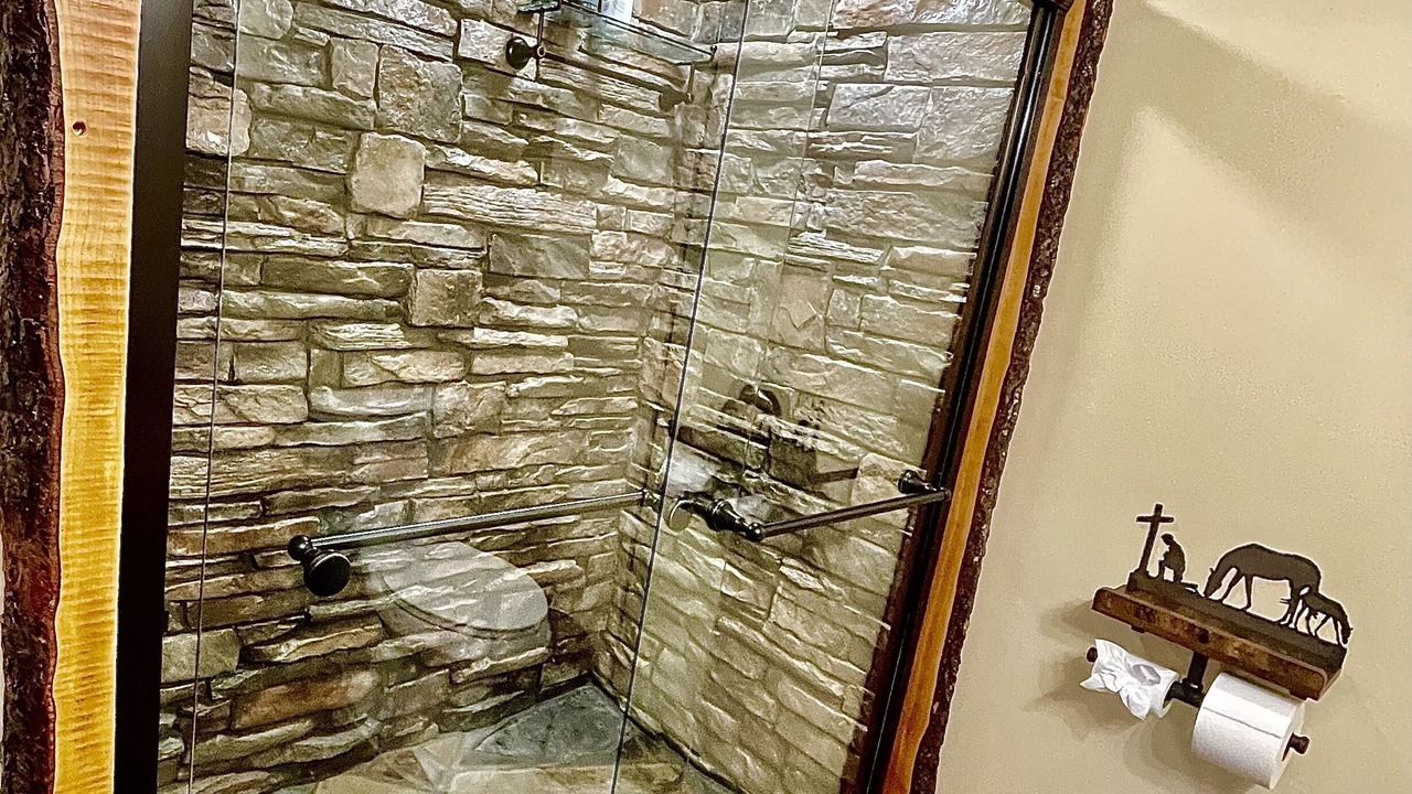 Photo of Bathroom in Chalet Village North