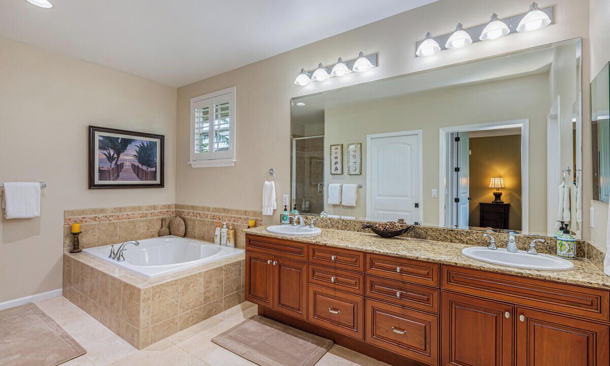 Photo of Bathroom in Princeville