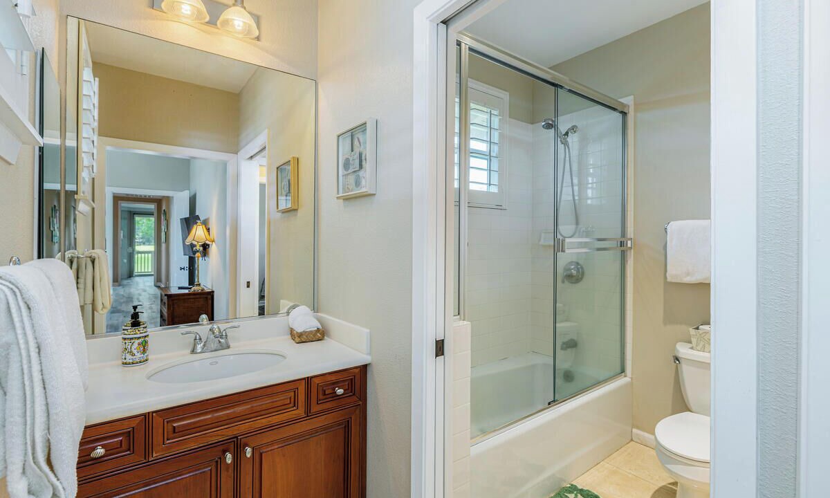 Photo of Bathroom in Princeville