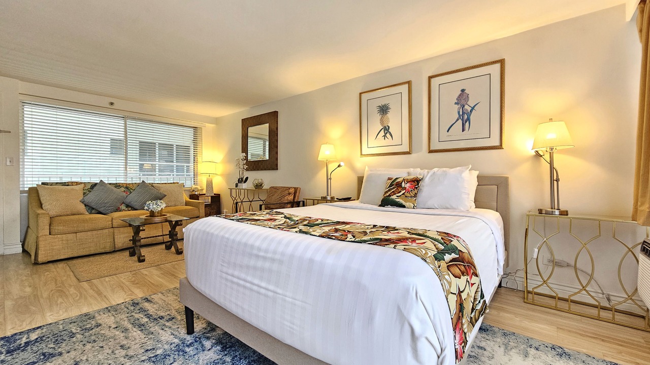 Photo of Bedroom in Diamond Head - Kapahulu - St. Louis