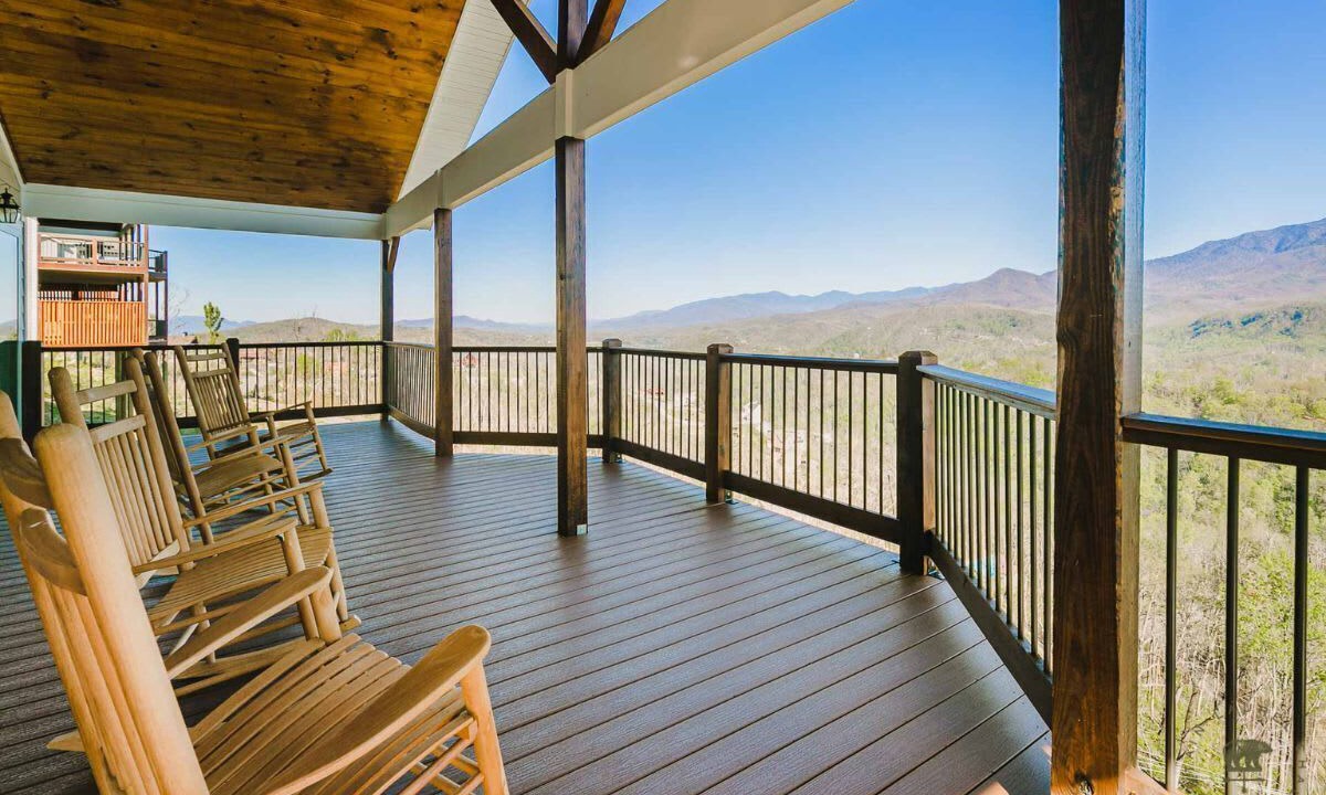 Photo of Patio Balcony in Chalet Village North