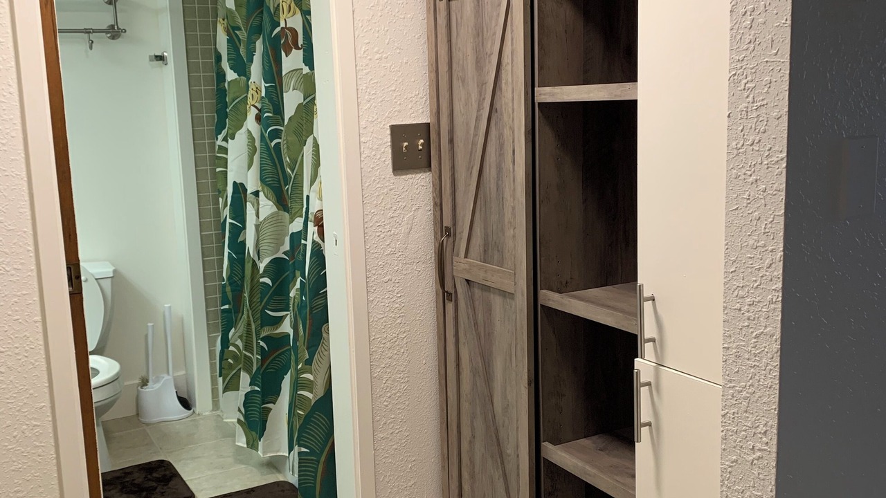 Photo of Bathroom in Hilo