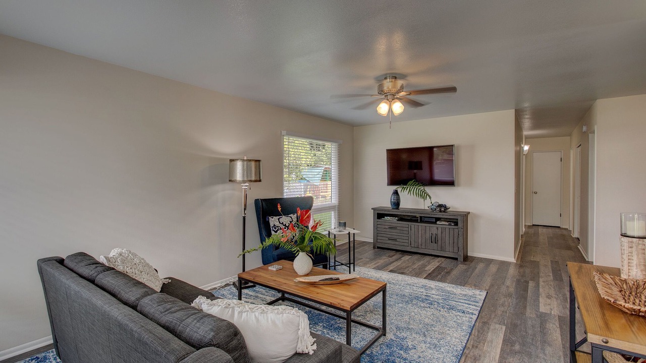 Photo of Livingroom in Hilo
