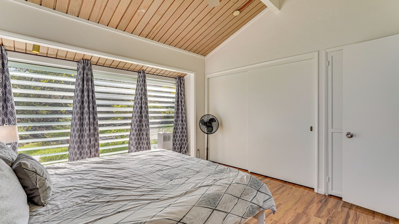 Photo of Bedroom in Keauhou