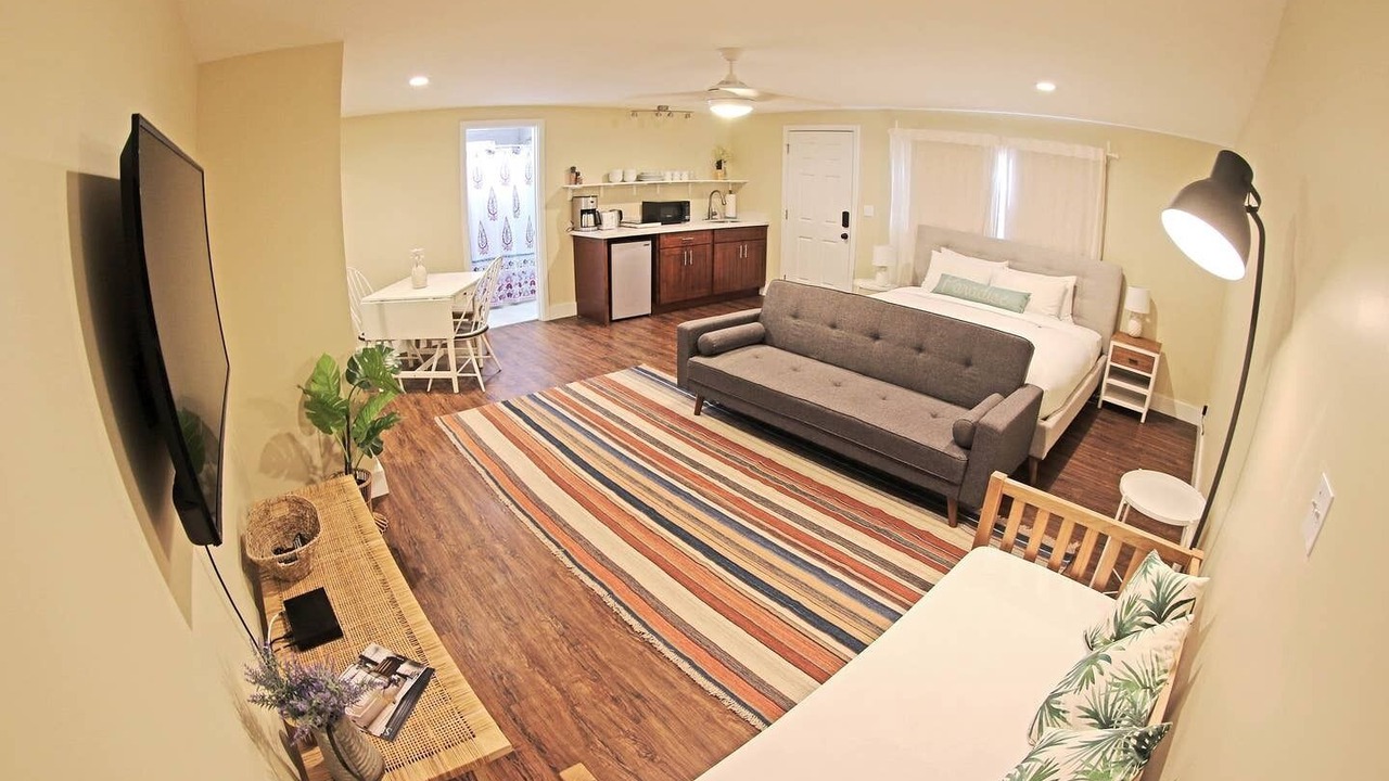 Photo of Livingroom in Waialee