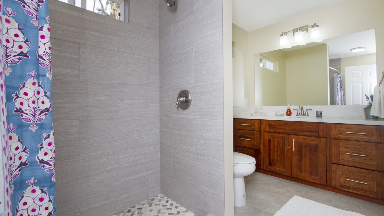 Photo of Bathroom in Waialee