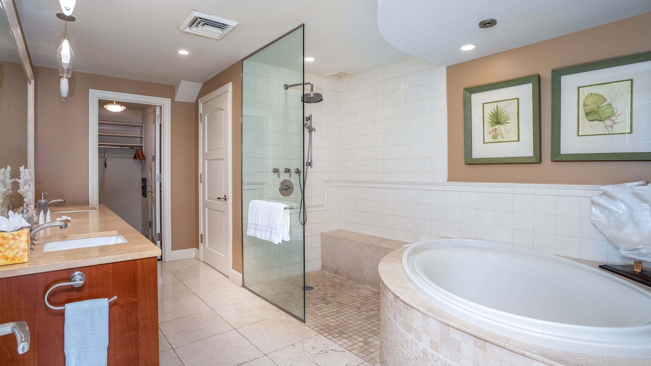 Photo of Bathroom in Wailea