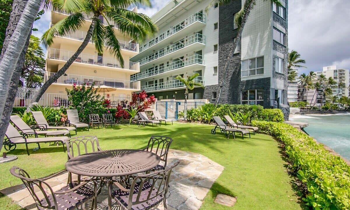Photo of Outdoor in Diamond Head - Kapahulu - St. Louis
