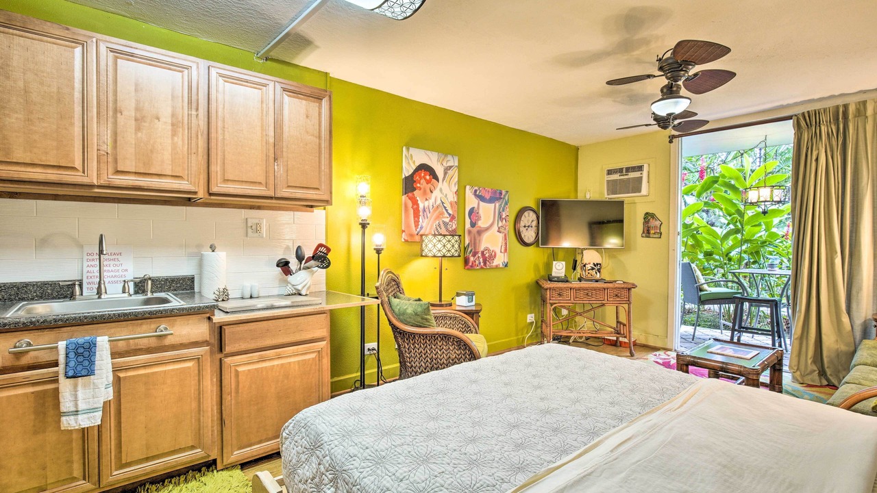 Photo of Bedroom in Historic Kailua Village