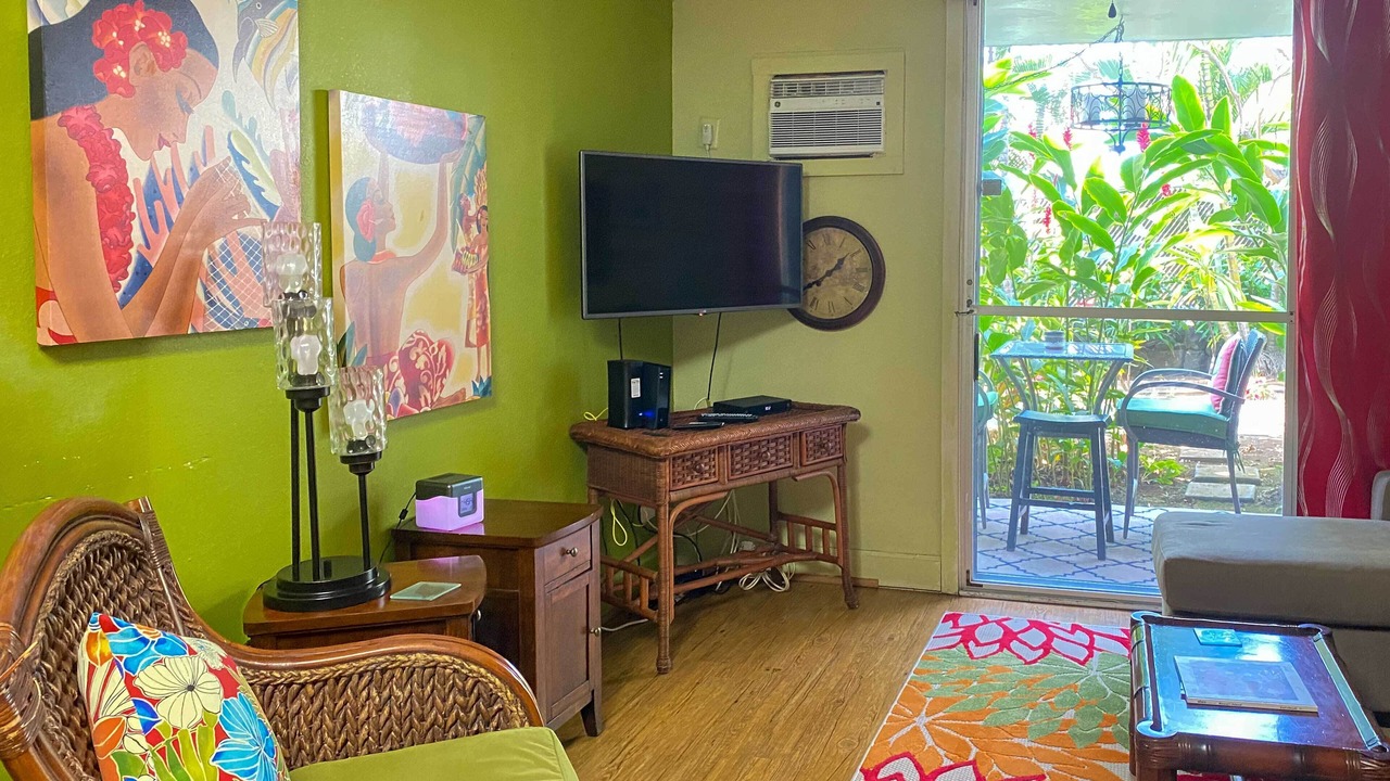 Photo of Bedroom in Historic Kailua Village