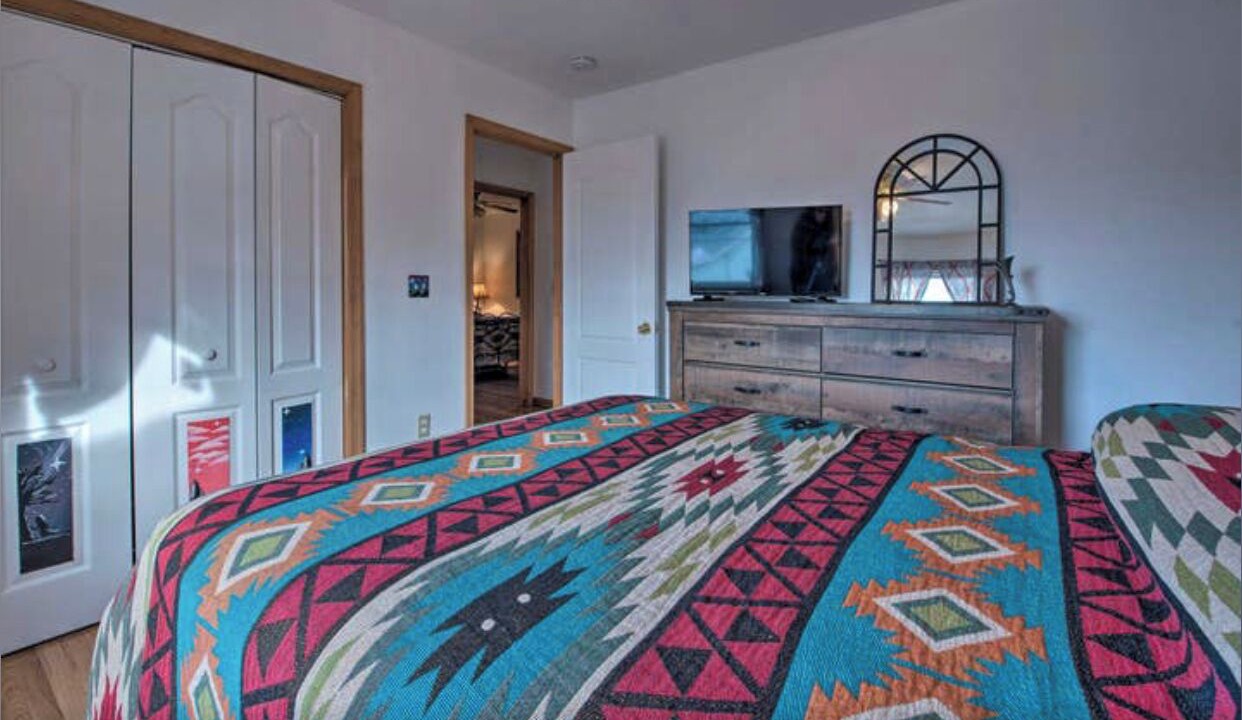 Photo of Bedroom in Jim Thorpe