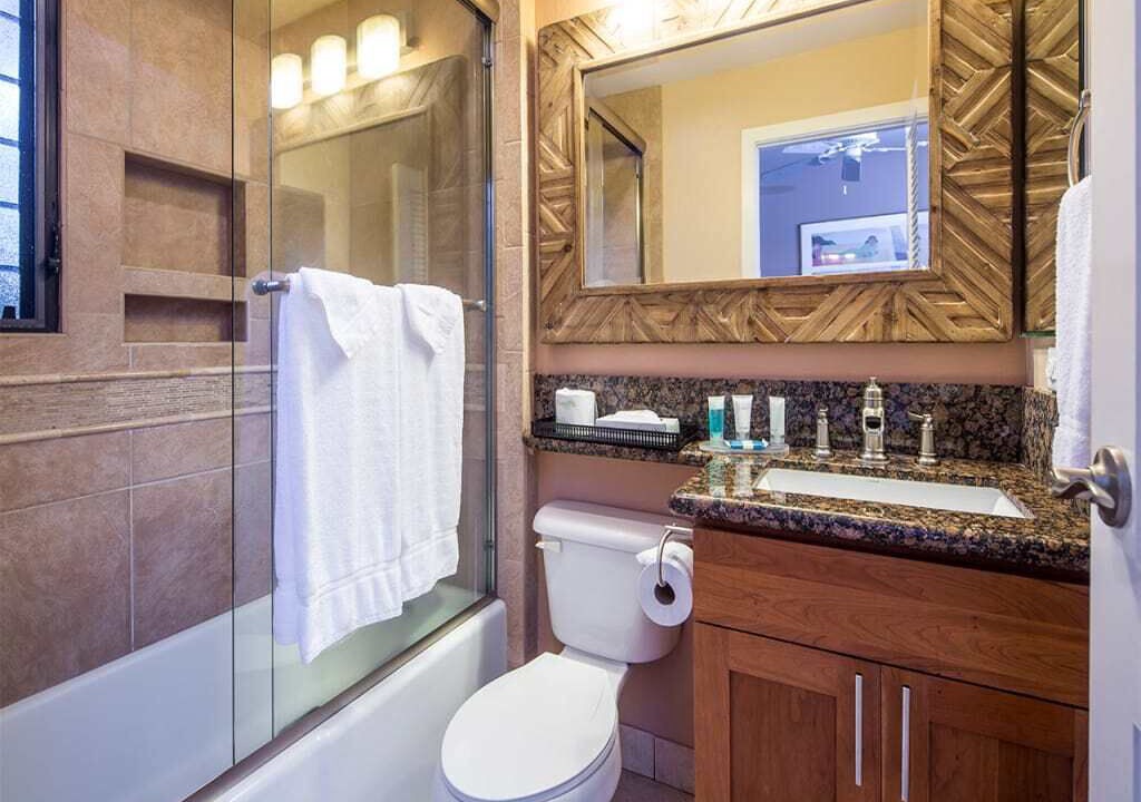 Photo of Bathroom in Lihue