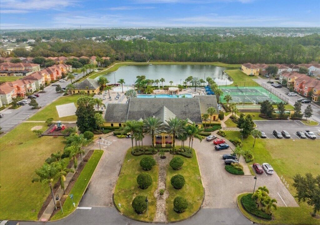 Photo of Others in Bay Lake