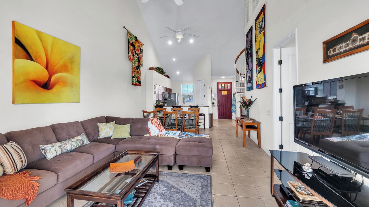 Photo of Livingroom in Waikoloa
