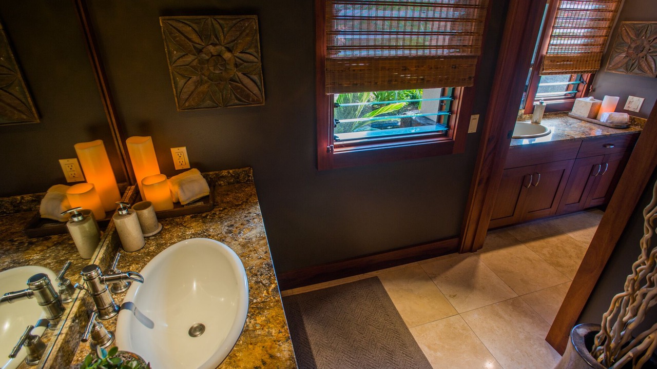 Photo of Bathroom in Kailua-Kona