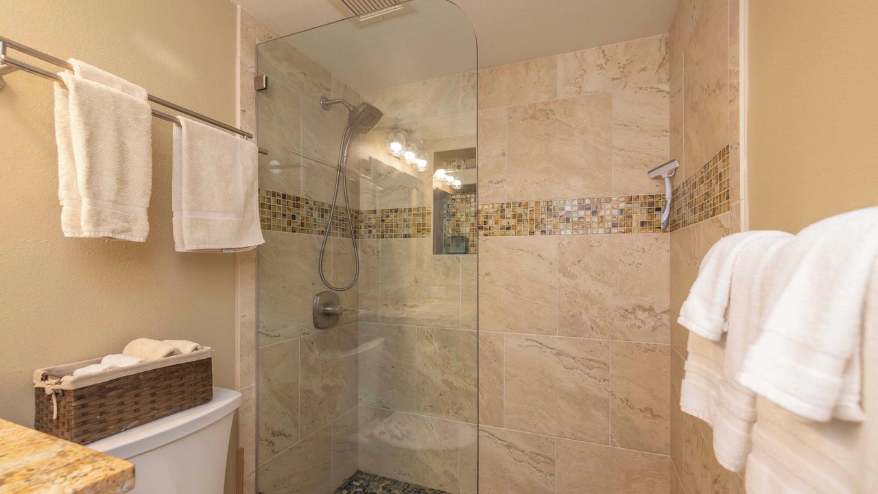 Photo of Bathroom in Kihei