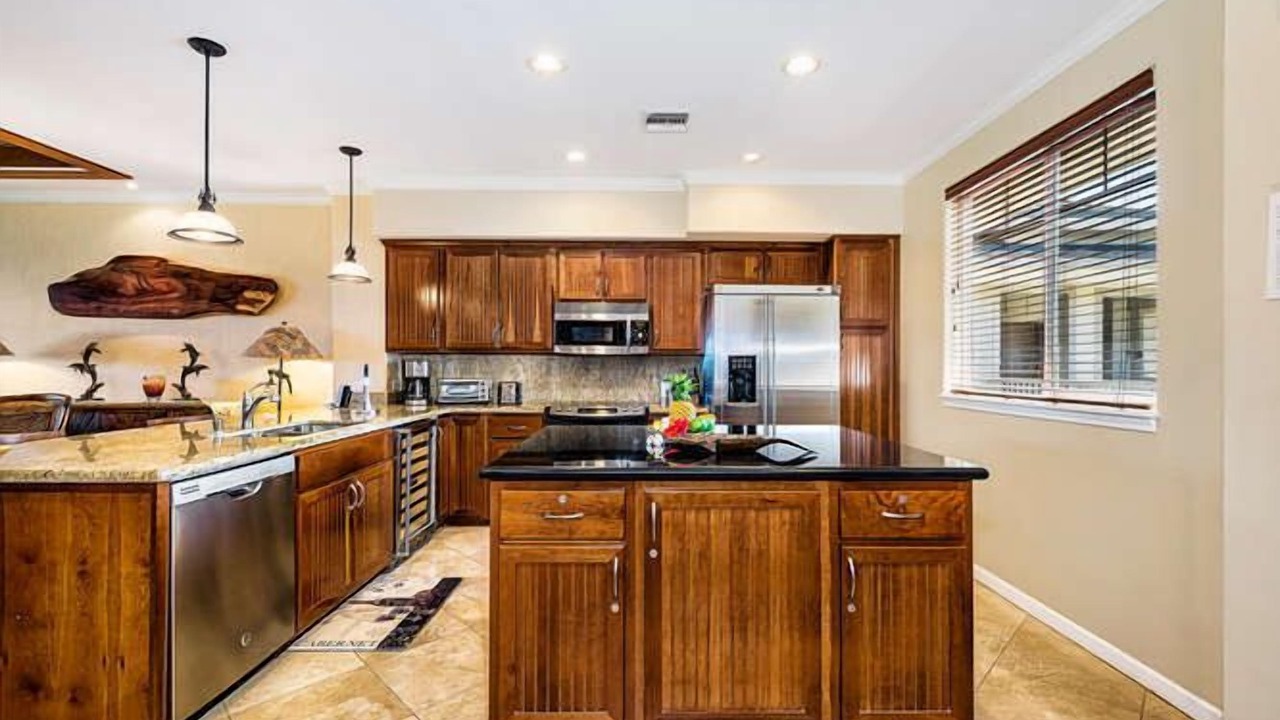 Photo of Kitchen in Waikoloa