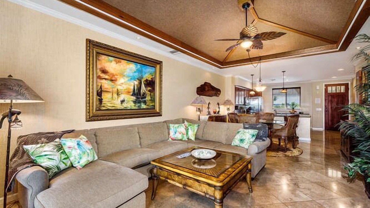 Photo of Livingroom in Waikoloa
