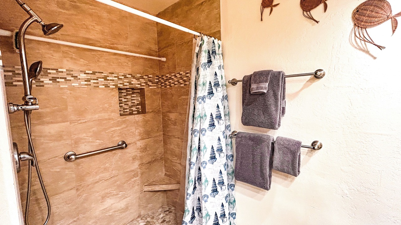 Photo of Bathroom in Kihei