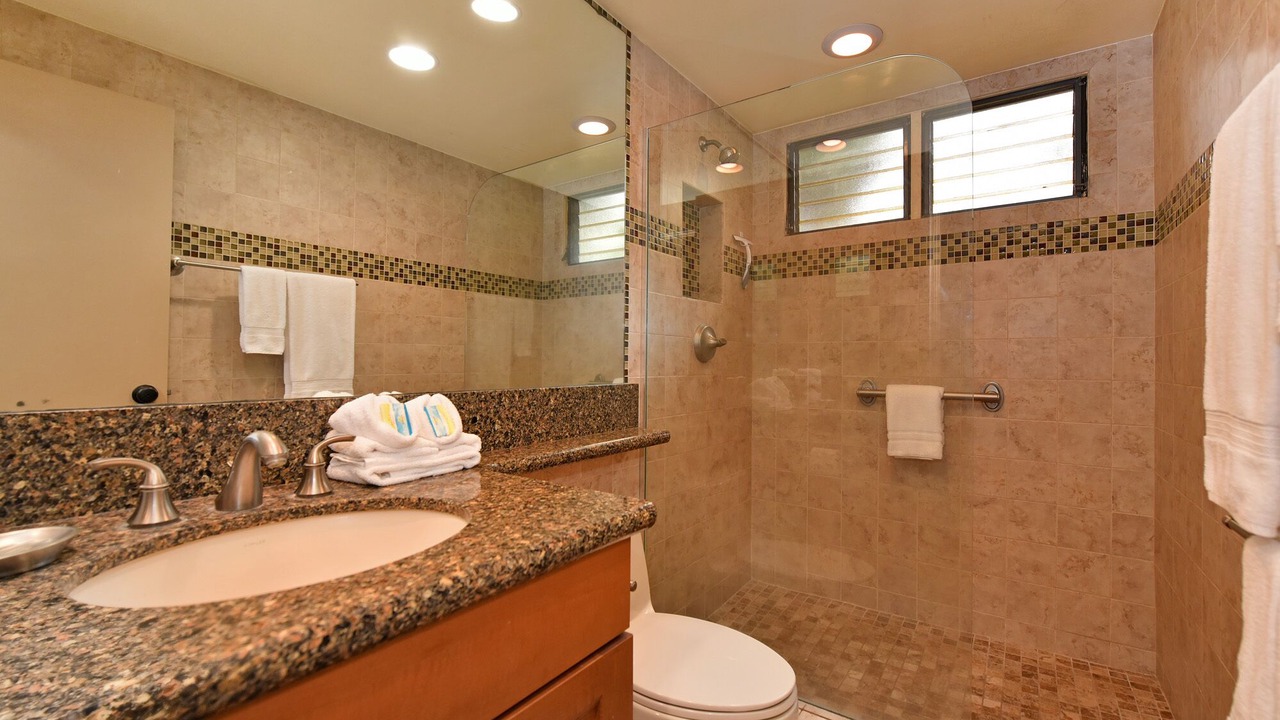 Photo of Bathroom in Honokowai