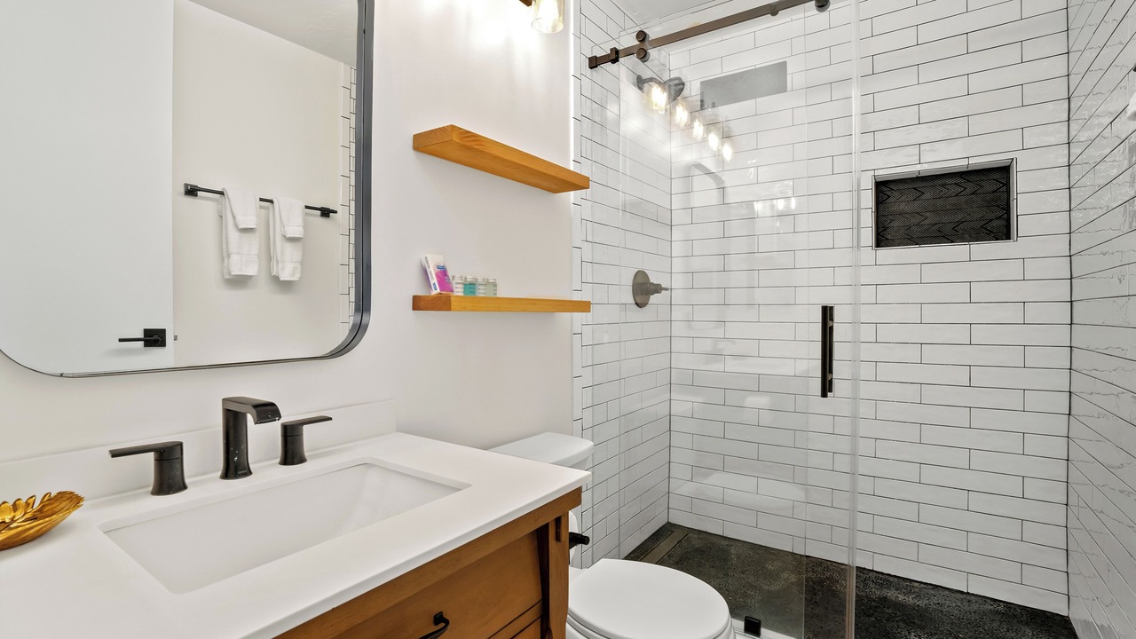 Photo of Bathroom in Princeville