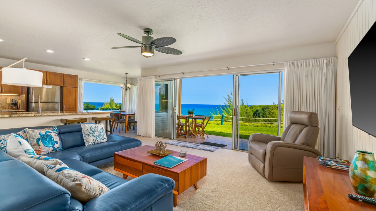 Photo of Livingroom in Princeville